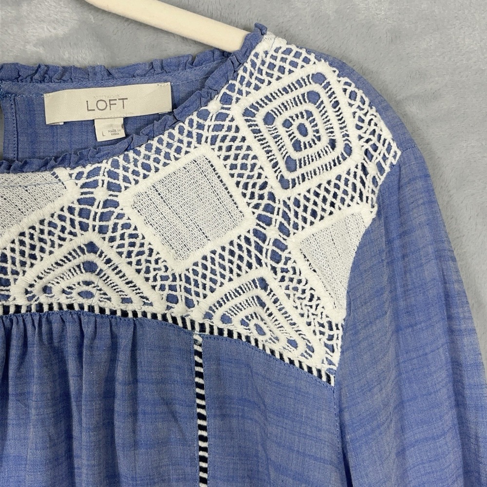 LOFT Crochet Lace Top Blouse L Blue Chambray 3/4 Bell Sleeve Boho‎ Peasant - Picture 2 of 12